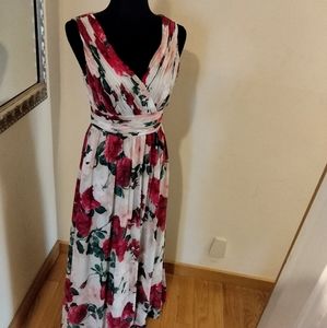 Calving klein maxi dress size 2
